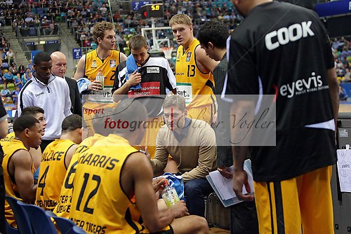 Fraport Skyliners Frankfurt - Walter Tigers Tuebingen am 29.03.2014 (140329OVSKYWTT0382)
