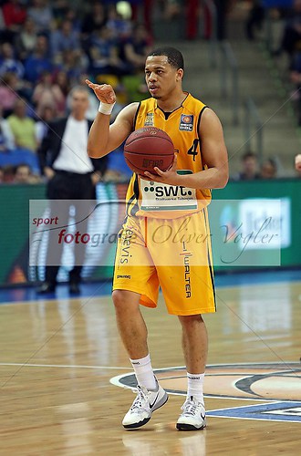 Fraport Skyliners Frankfurt - Walter Tigers Tuebingen am 29.03.2014 (140329OVSKYWTT0392)