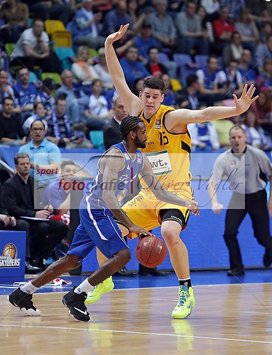 Fraport Skyliners Frankfurt - Walter Tigers Tuebingen am 29.03.2014 (140329OVSKYWTT0478)
