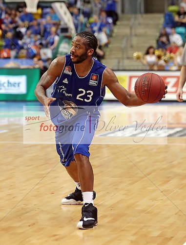 Fraport Skyliners Frankfurt - Walter Tigers Tuebingen am 29.03.2014 (140329OVSKYWTT0970)