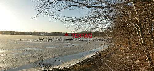 Eischollen im Hafen Lauterbach, Goor