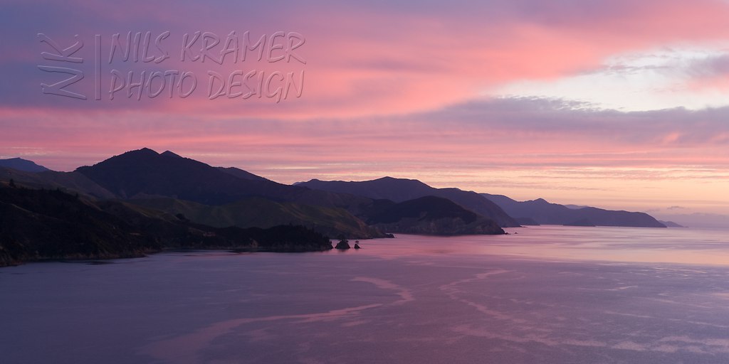  | Hügellandschaft der Marlborough Sounds im Abendlicht, Marlborough, Südinsel, Neuseeland | Hügellandschaft Marlborough Sounds Abendlicht Südinsel Neuseel