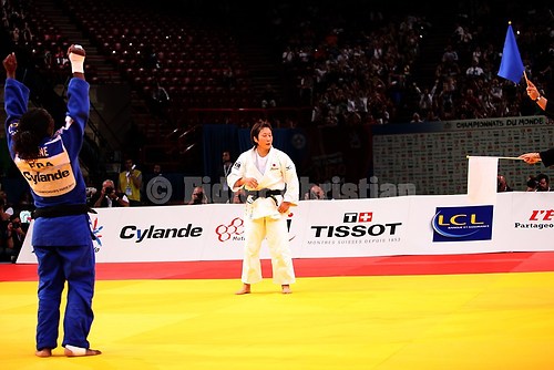 WC 11 Paris Yoshie UENO (JPN) - Gevrise EMANE (FRA) 41