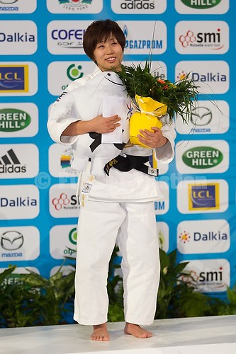 Nishida Yuka (Grand_Slam_Paris_12_NISHIDA_Yuka_Victory_Zeremony_52kg_3)