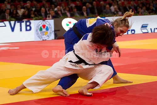 Sato Aiko (Grand_Slam_Paris_12_57kg_Semi_Final_SATO, Aiko_PAVIA, Automne_6)