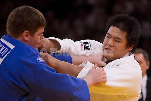 Kamikawa Daiki (Grand_Slam_Paris_12_o100kg_KAMIKAWA_ Daiki_KRAKOVETSKII_ Iurii_3)