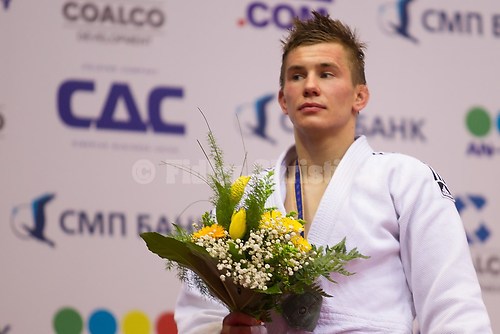 2012 EM Chelyabinsk KOWALKSI, Tomasz (POL)_Victory_Ceremony_66kg_03