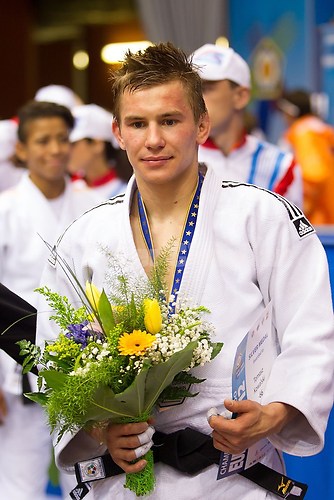 2012 EM Chelyabinsk KOWALKSI, Tomasz (POL)_Victory_Ceremony_66kg_05