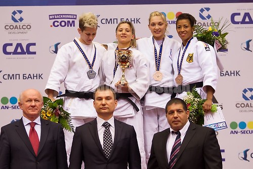 2012 EM Chelyabinsk MONTEIRO, BOUKOUVALA, PAVIA, ROPER_Victory_Ceremony_57kg_01_VACHUN_KOA