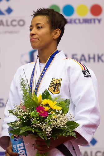 2012 EM Chelyabinsk ROPER, Miryam_Victory_Ceremony_57kg_07
