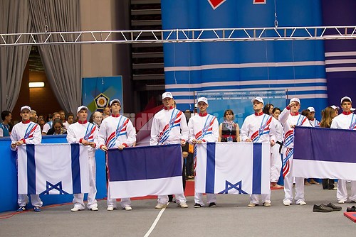 2012 EM Chelyabinsk Volunteers_Flags_01