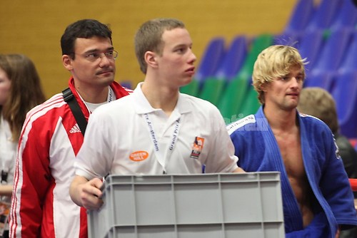 2011 GP Amsterdam 60kg DAVAADORJ, Tumurkhuleg (MGL) - PAISCHER, Ludwig (AUT)_Coach_Trainer