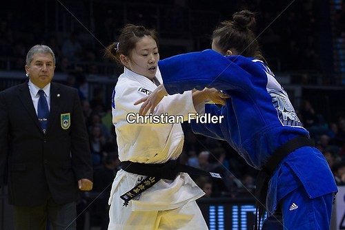 Grand Prix February 2013 -48kg Emi Yamagishi (JPN) Diana Kovacs (ROU) 02