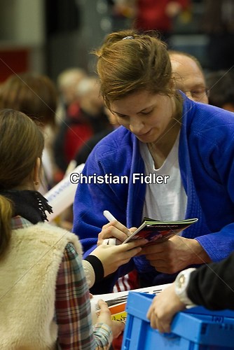 Grand Prix February 2013 -63kg Kana Abe (JPN) Hilde Drexler (AUT) 27 Autogramme