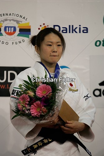 Grand Prix February 2013 Victory Ceremony -48kg Emi Yamagishi (JPN) 03