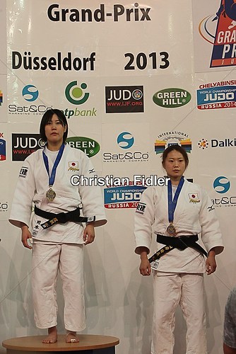 Grand Prix February 2013 Victory Ceremony -48kg Riho Okamoto (JPN) Emi Yamagishi (JPN) 06
