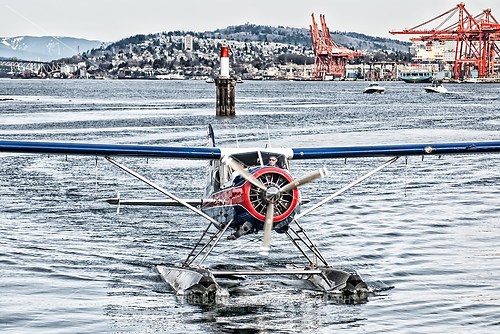 AVYVR958409