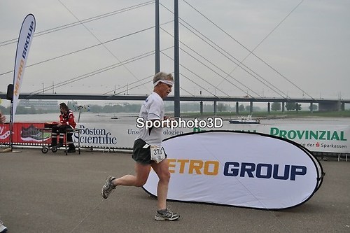 Düsseldorf-42km 0340-0349 - 0015