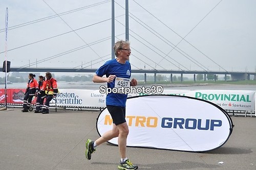 Düsseldorf-42km 0400-0410 - 0209