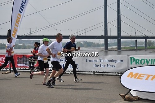 Düsseldorf-42km 0440-0449 - 0118
