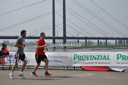 Düsseldorf-42km 0440-0449 - 0144
